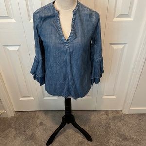 Gap size XS denim top